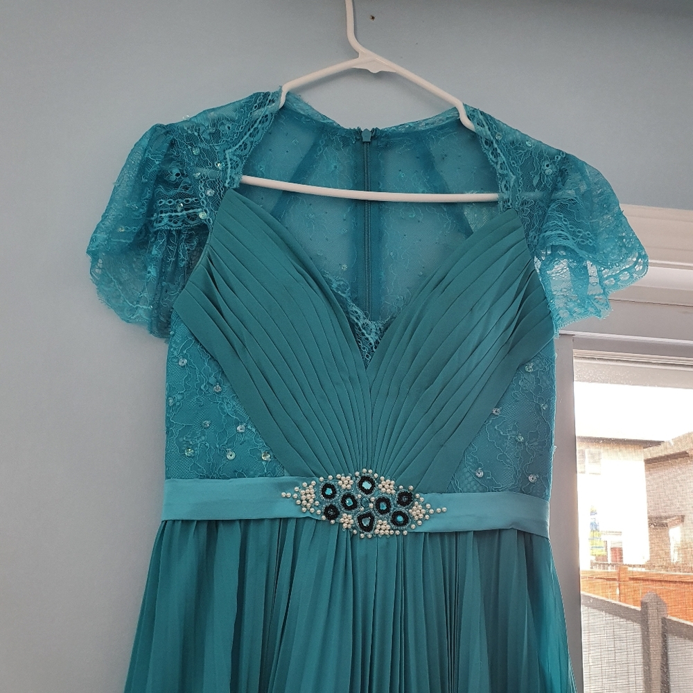 ***SOLD***Aqua blue long dress. Kate Middleton inspired 👸SOLD